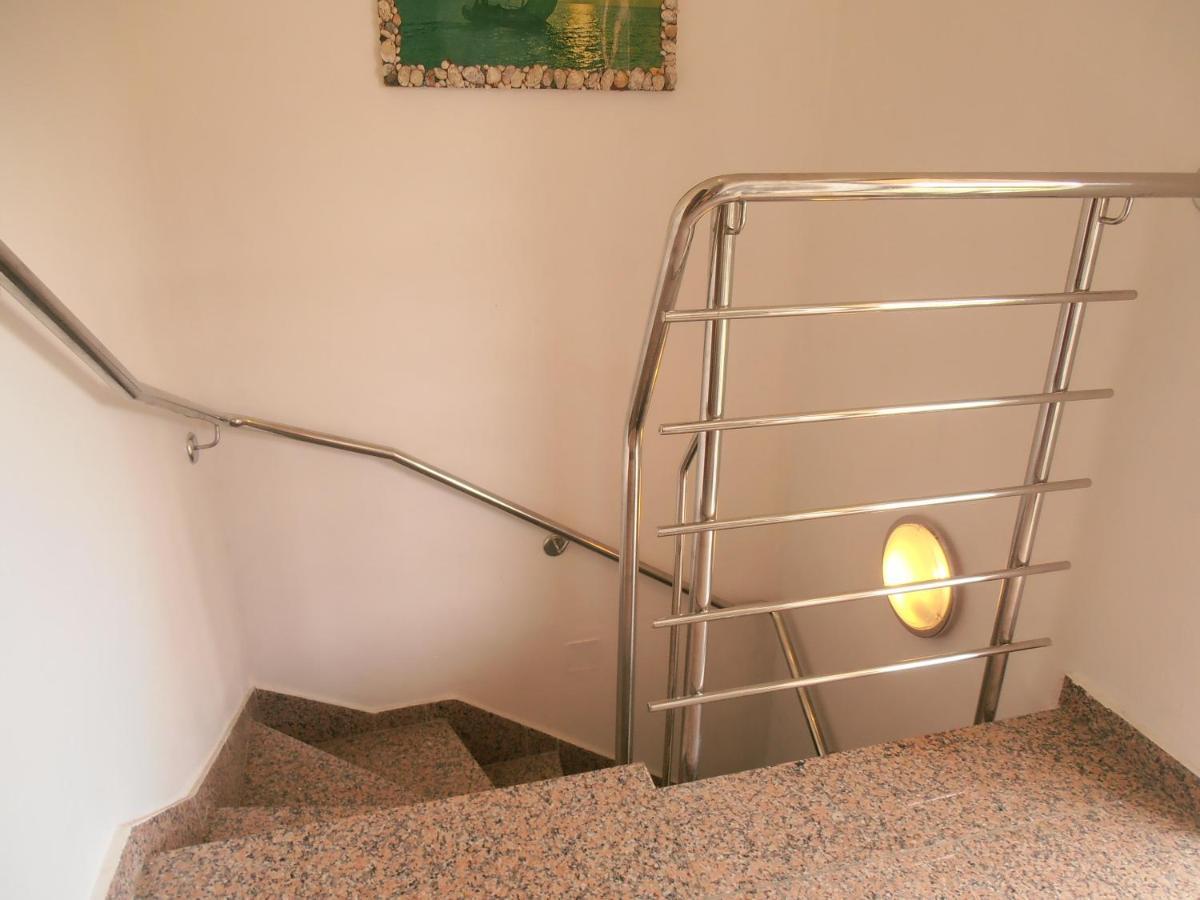 Vala Božava Exterior foto