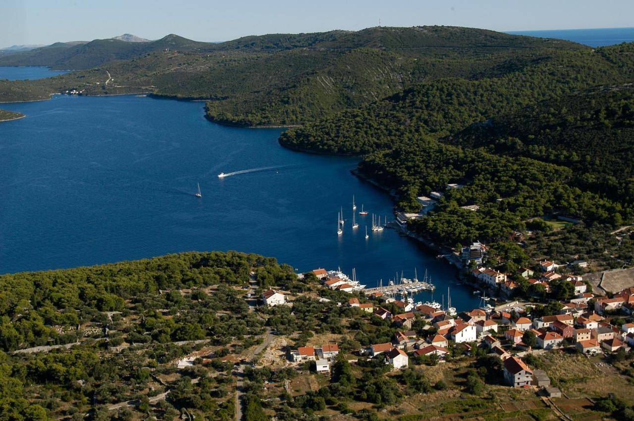 Vala Božava Exterior foto